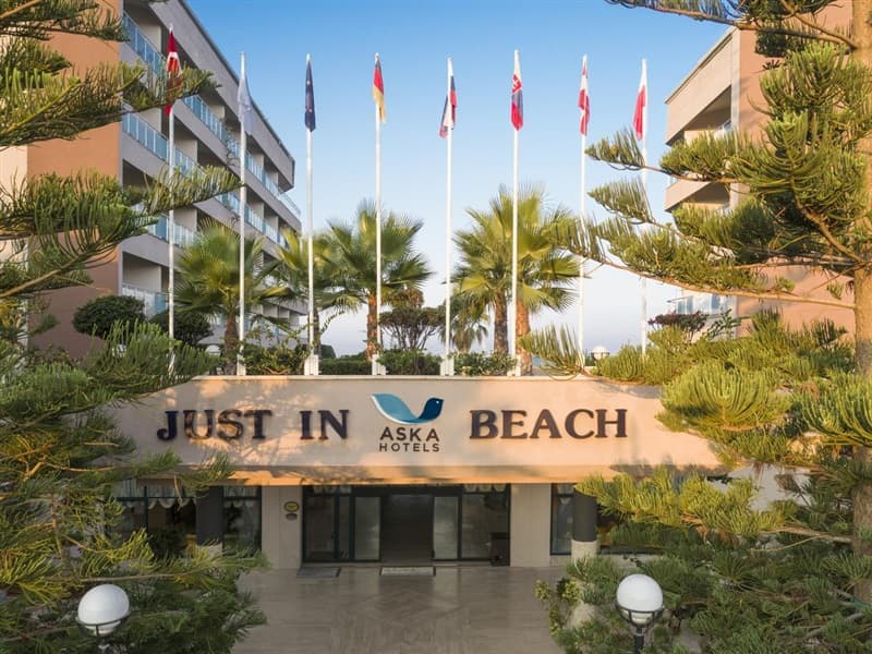 Aska Just In Beach - 1