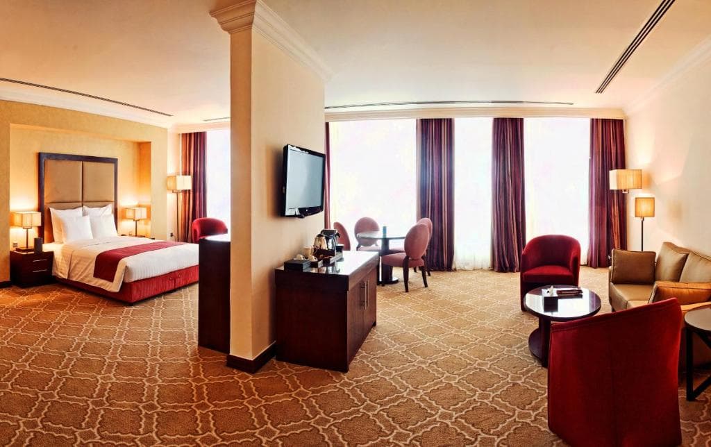 Grand Regal Hotel - 2
