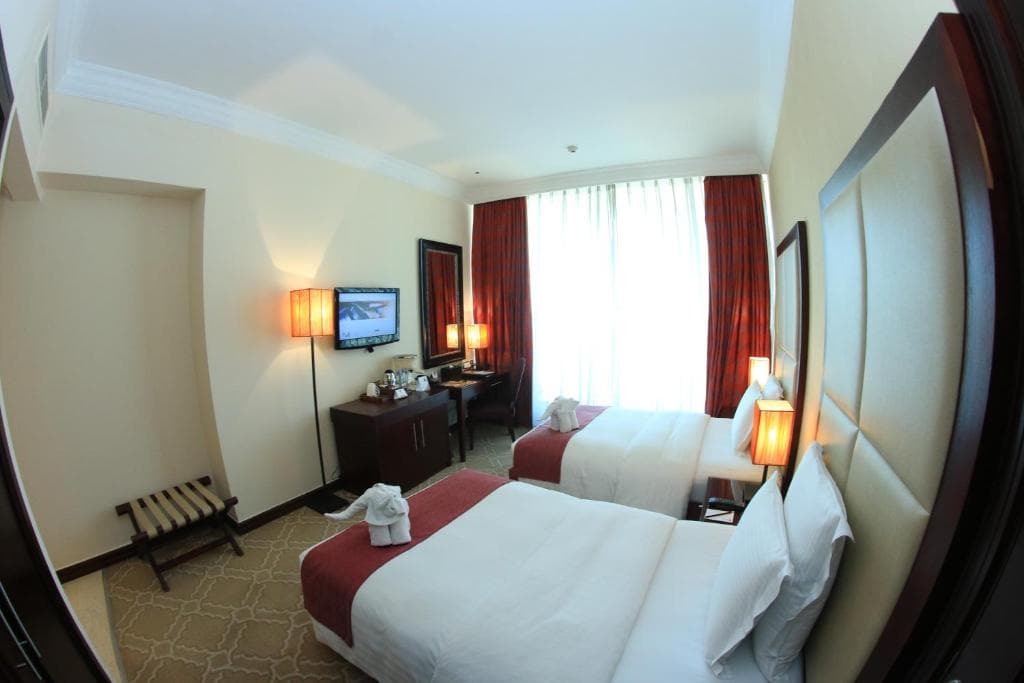 Grand Regal Hotel - 16