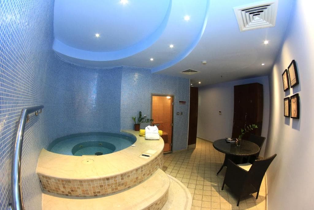 Grand Regal Hotel - 36
