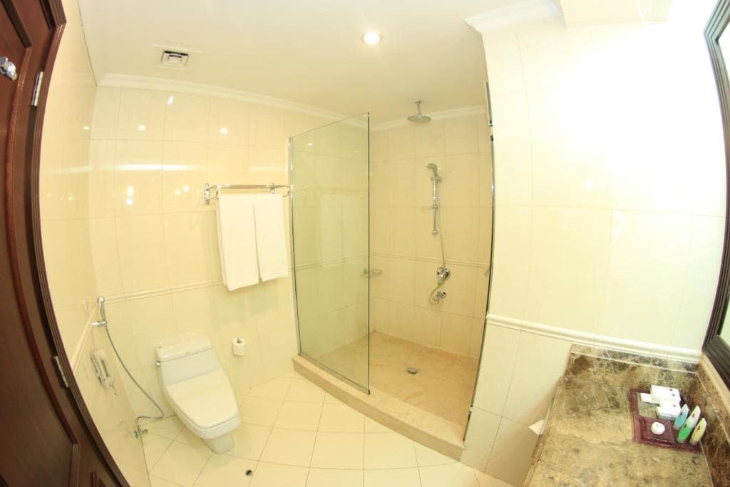 Grand Regal Hotel - 39