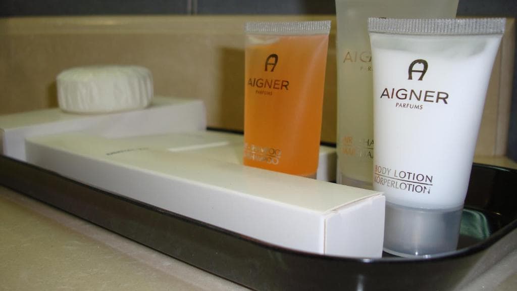 Al Madina Suites Doha - 16