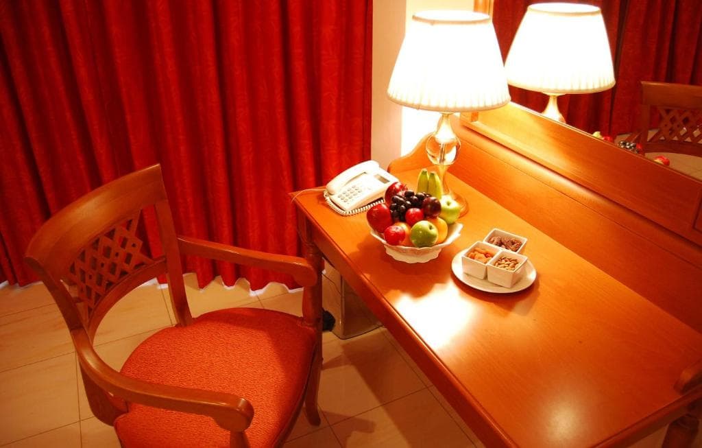 Al Madina Suites Doha - 24