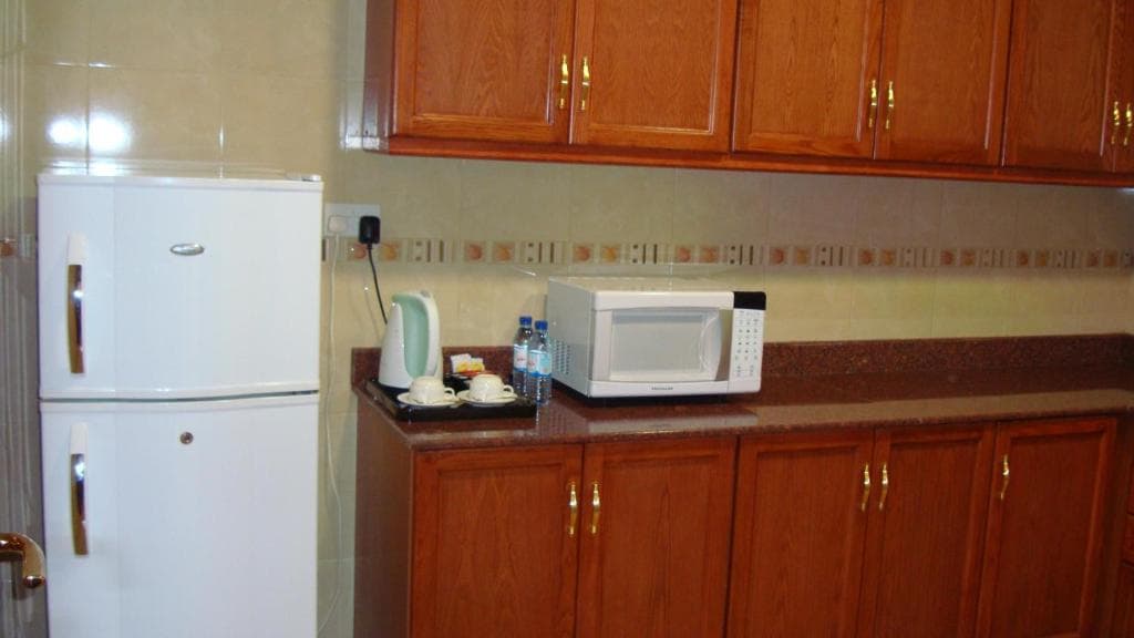 Al Madina Suites Doha - 25
