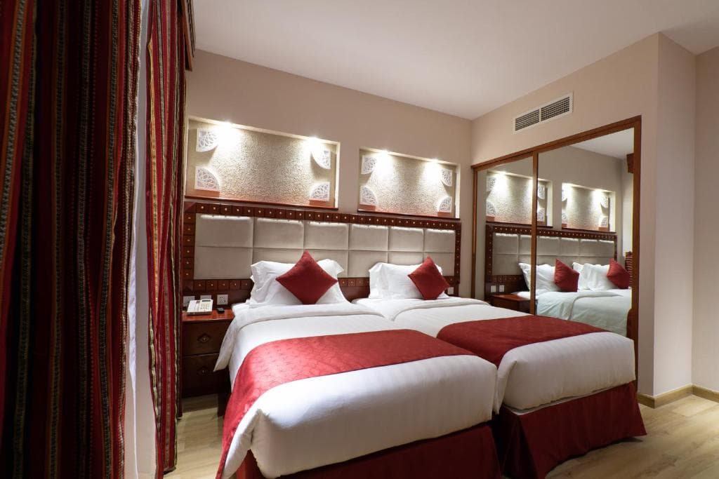 Al Liwan Suites Rawdat Al Khail - 2