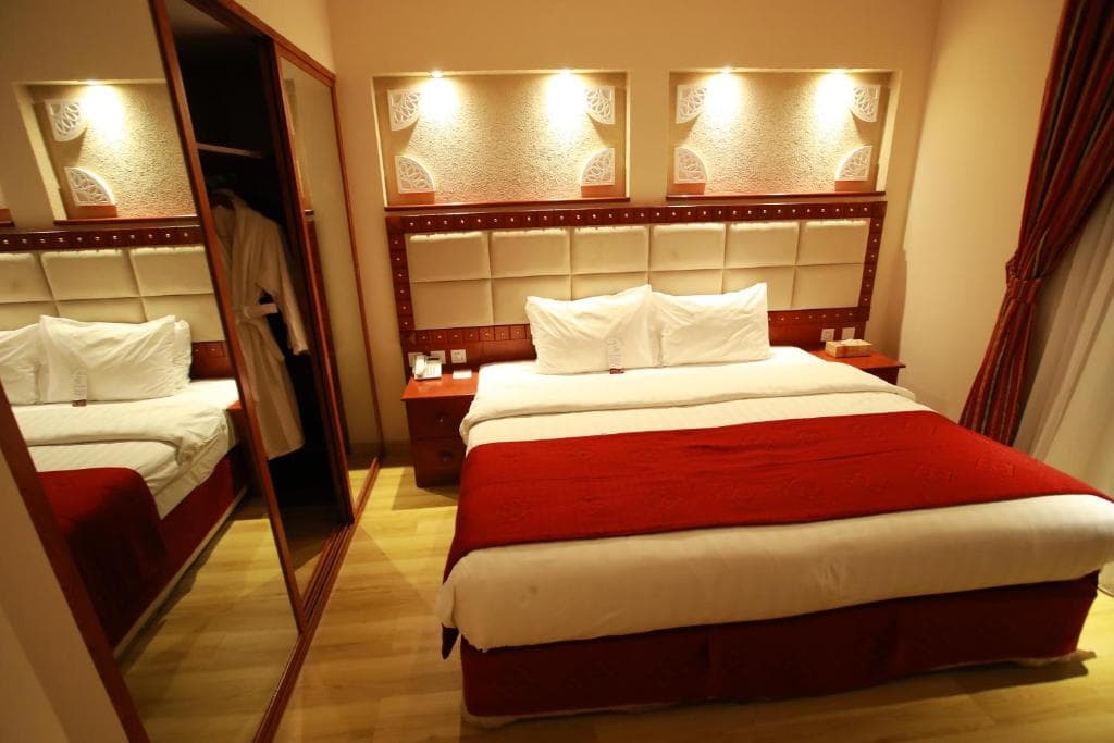 Al Liwan Suites Rawdat Al Khail - 22