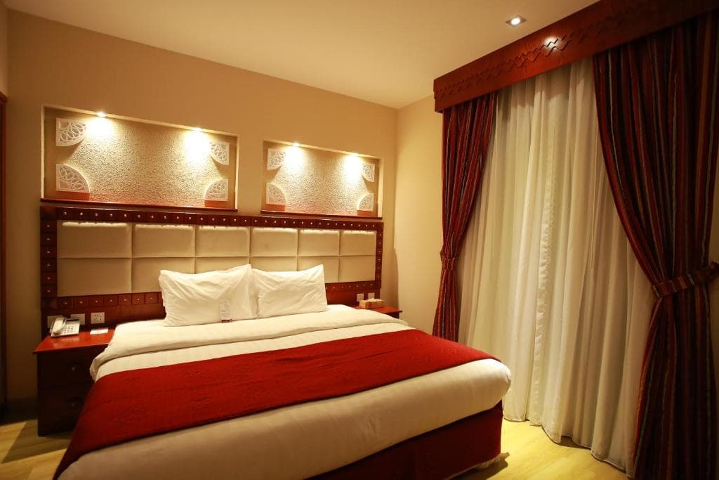 Al Liwan Suites Rawdat Al Khail - 32