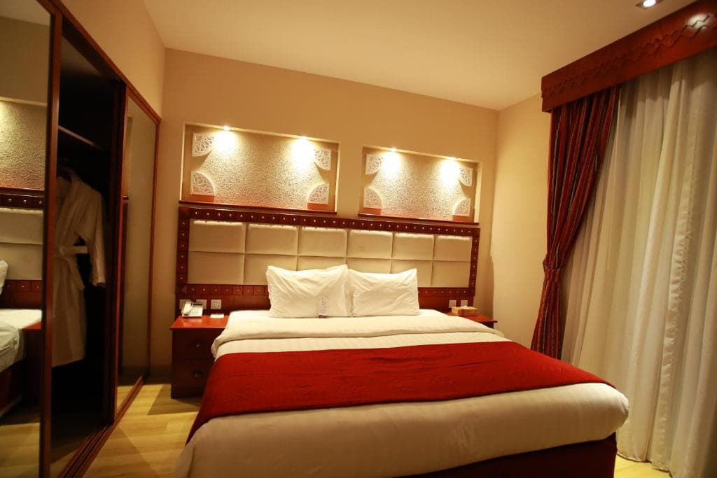 Al Liwan Suites Rawdat Al Khail - 33