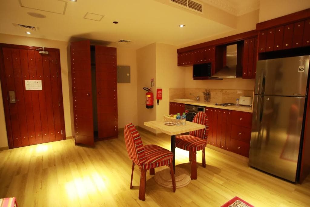 Al Liwan Suites Rawdat Al Khail - 34