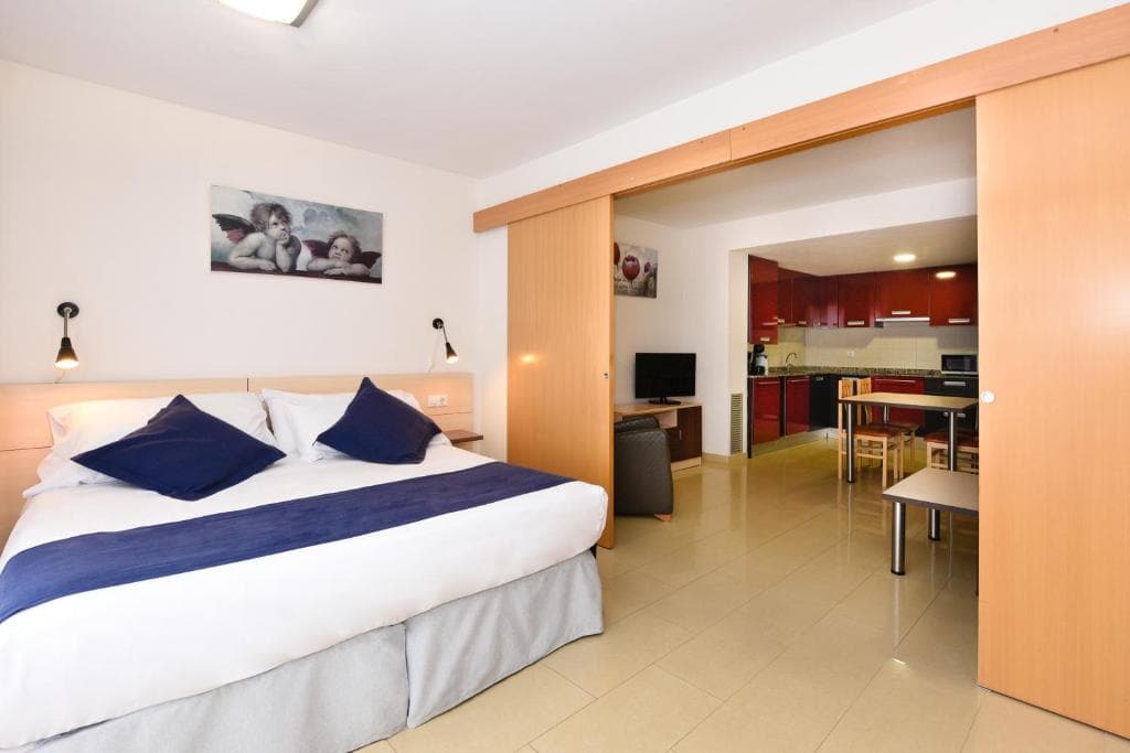 Sejur Costa Brava - Apartamentos Neptuno - 3