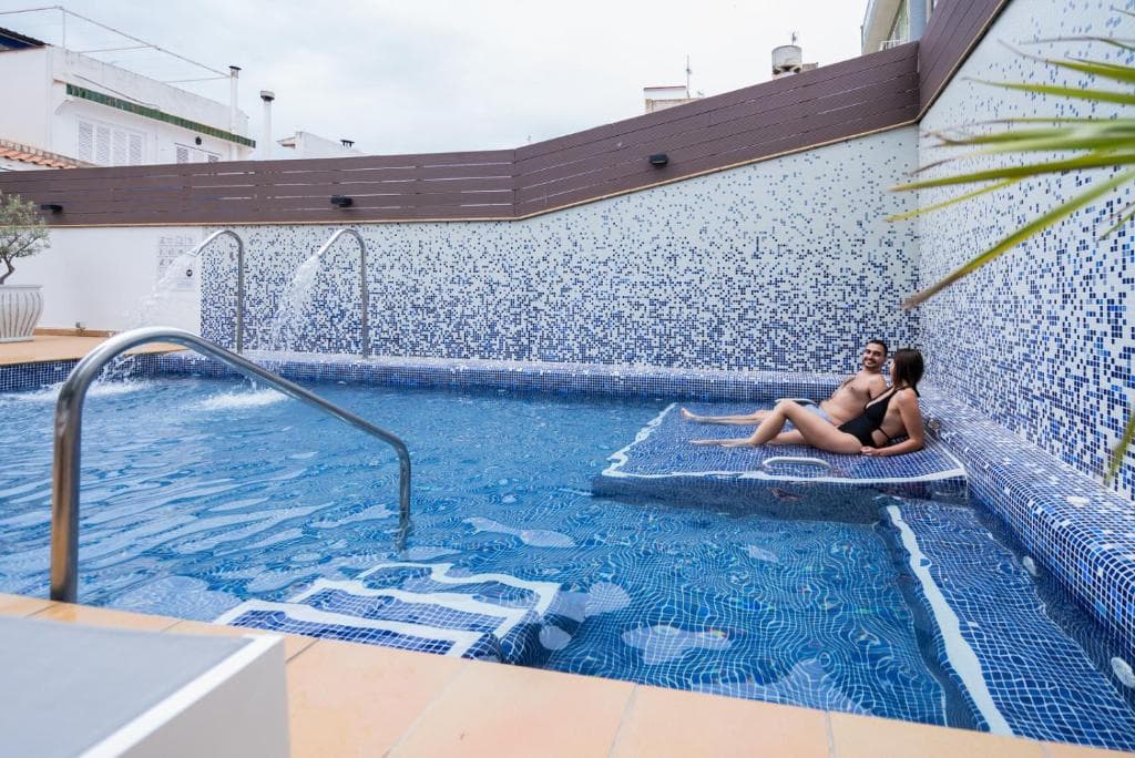 Sejur Costa Brava - Apartamentos Neptuno - 9