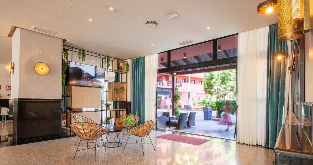 Aparthotel Fuengirola Beach - 8