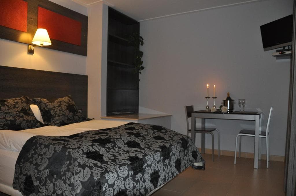 Casablanca Suites - Adults Only - 8