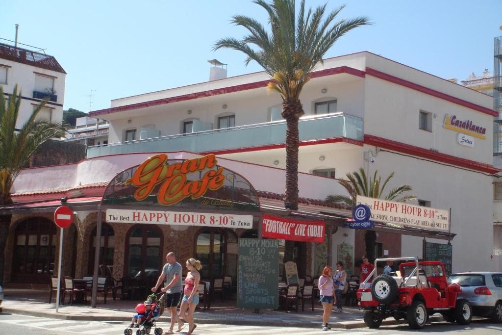 Casablanca Suites - Adults Only - 11