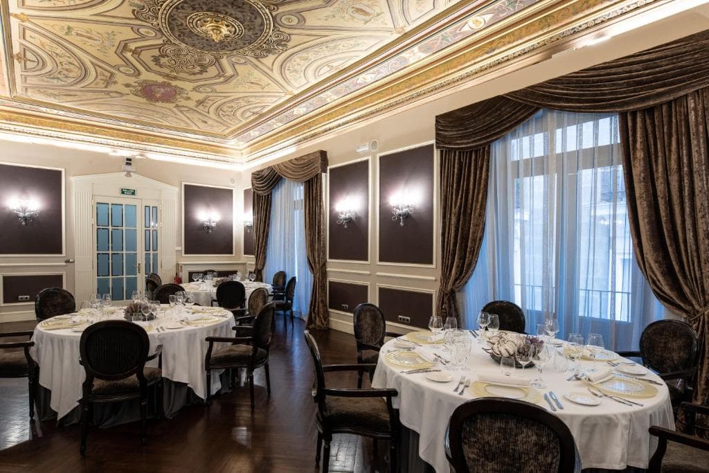 Catalonia Las Cortes - 5