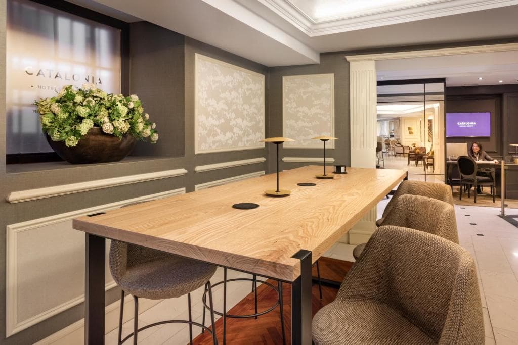 Catalonia Las Cortes - 7