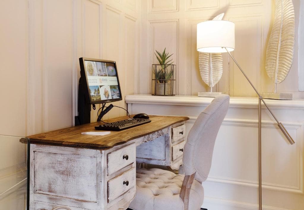 Catalonia Las Cortes - 21