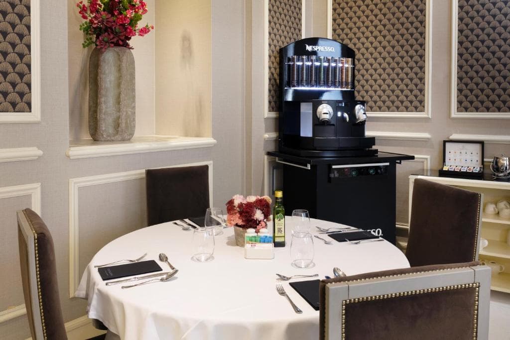 Catalonia Las Cortes - 27