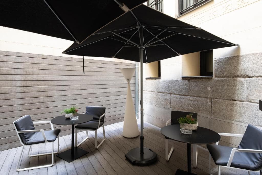 Catalonia Las Cortes - 33