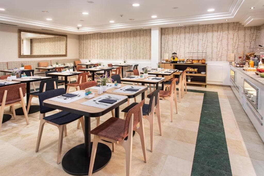 Catalonia Puerta del Sol - 18