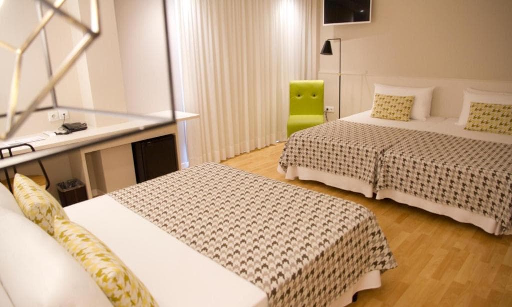 Hotel Alegria Plaza Paris - 17