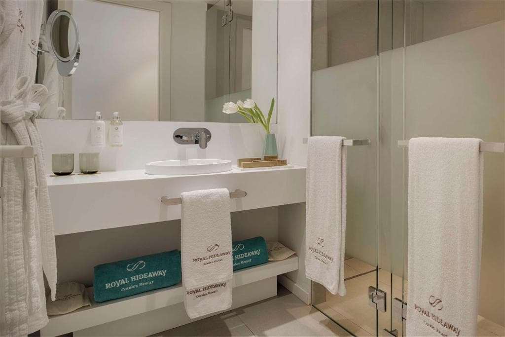 Hotel Royal Hideaway Corales Suites - 110