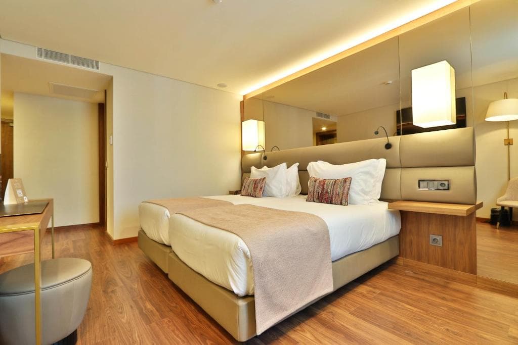 TURIM Iberia Hotel - 32
