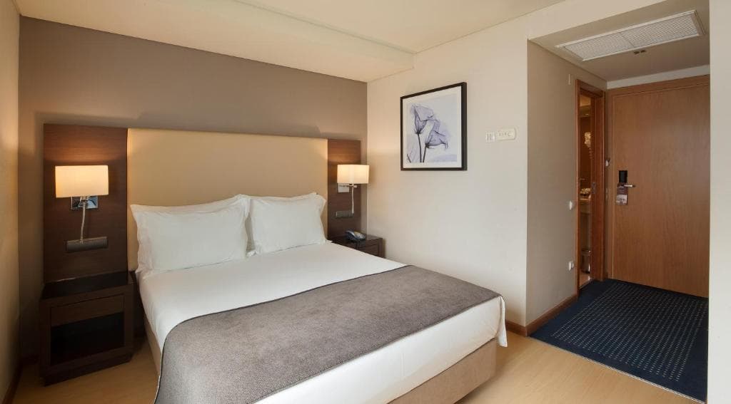 TURIM Iberia Hotel - 41