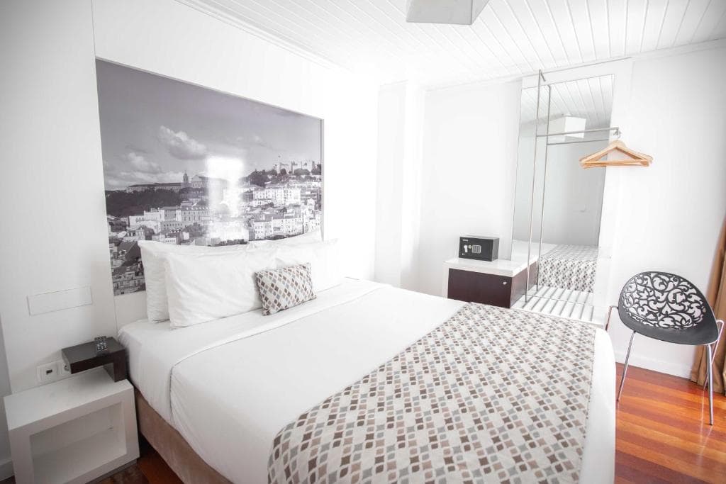 Grande Pensao Residencial Alcobia - 29