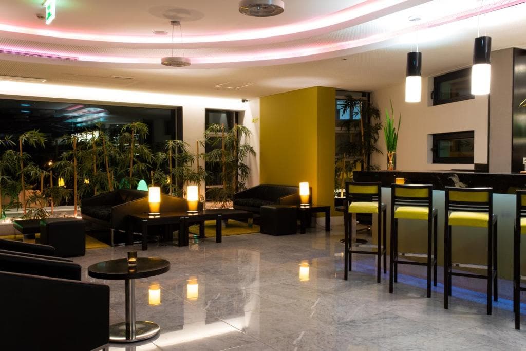 SANA Capitol Hotel - 14