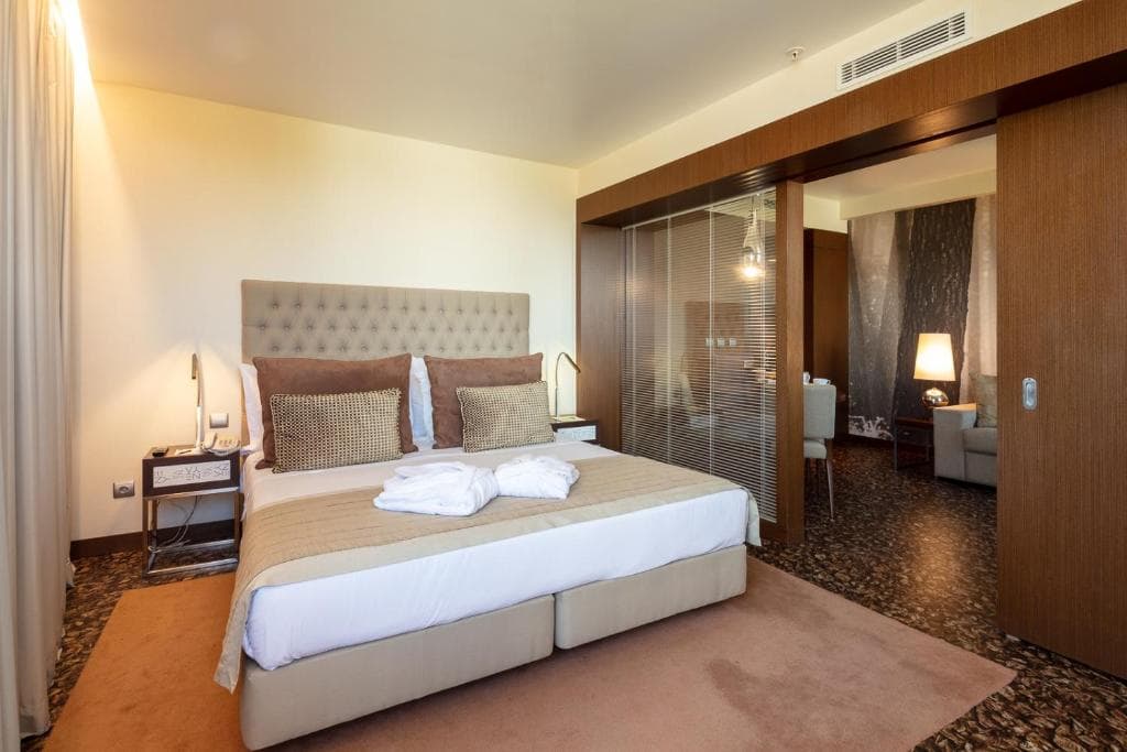 NEYA Lisboa Hotel - 5