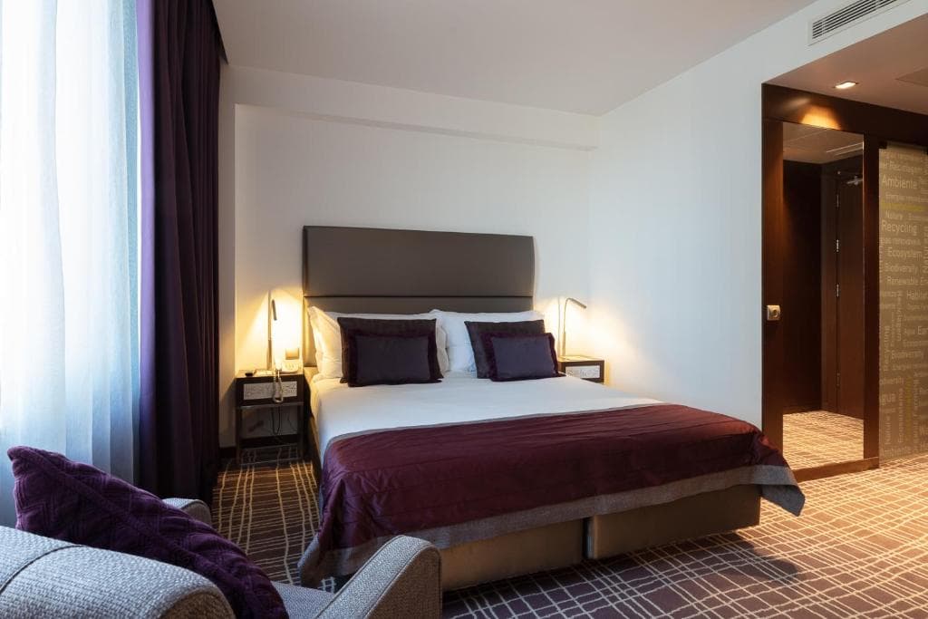 NEYA Lisboa Hotel - 17