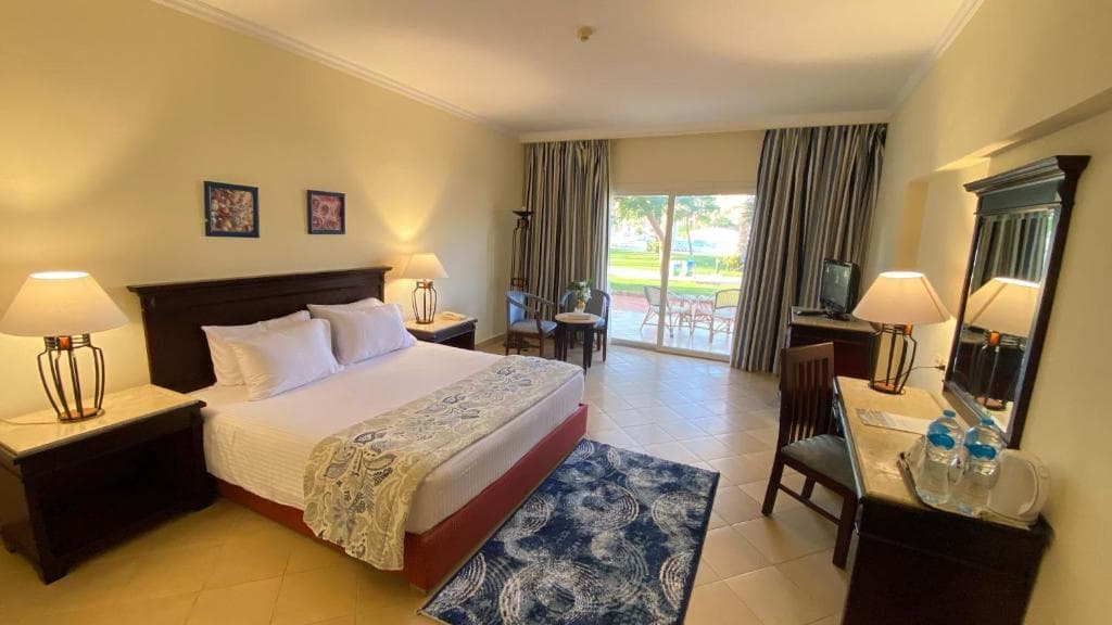 Amwaj Oyoun Resort - 17