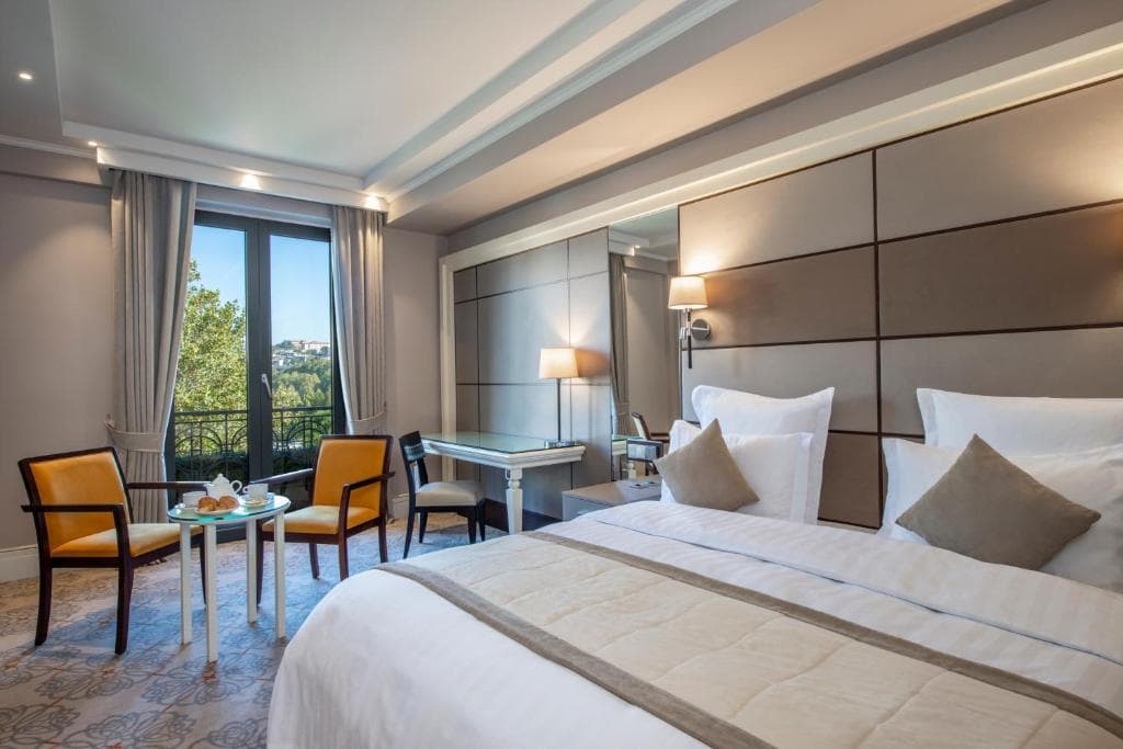 Ambassadori Tbilisi Hotel - 7