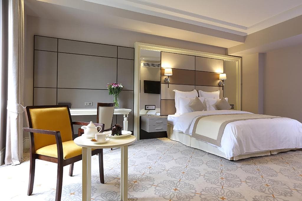 Ambassadori Tbilisi Hotel - 31