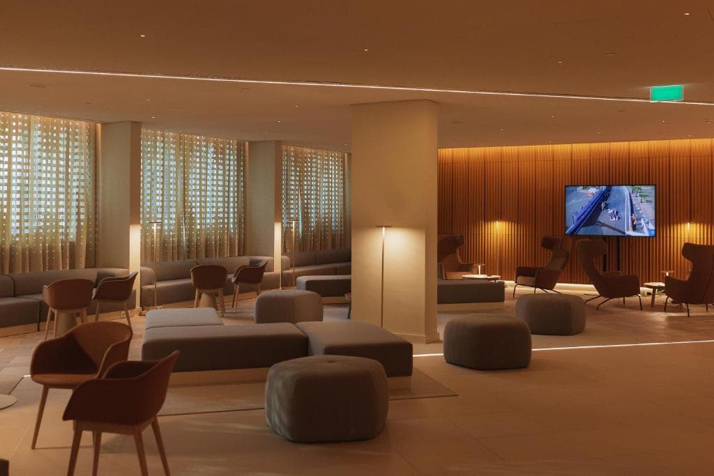 Lumen Hotel & The Lisbon Light Show - 10