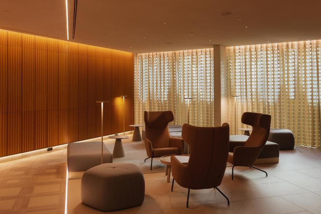 Lumen Hotel & The Lisbon Light Show - 17
