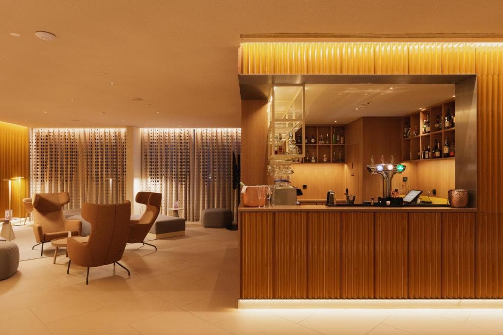 Lumen Hotel & The Lisbon Light Show - 18