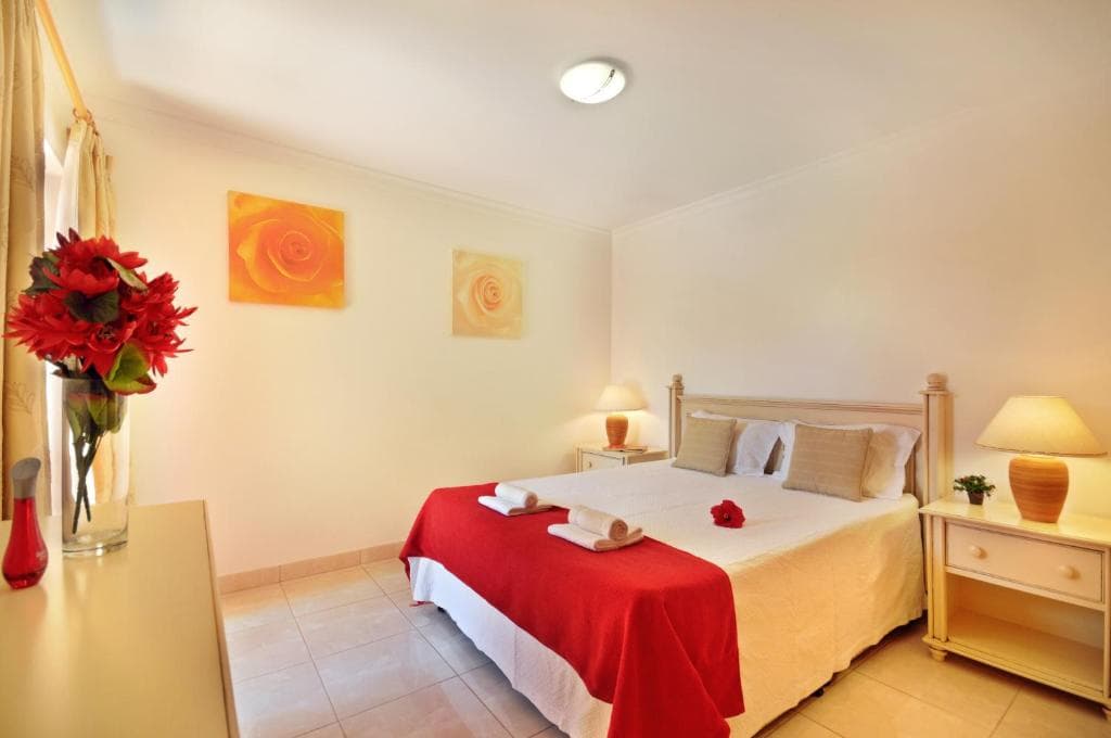 Jardim da Meia Praia Resort - 16