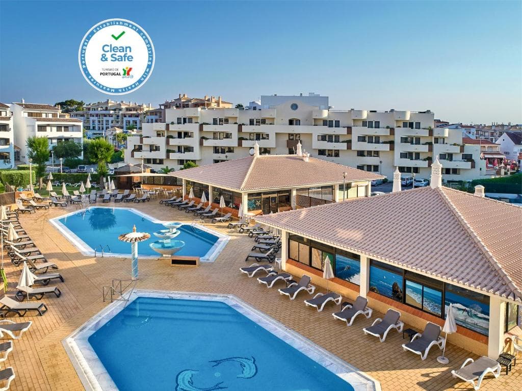 Oceanus Aparthotel - 1