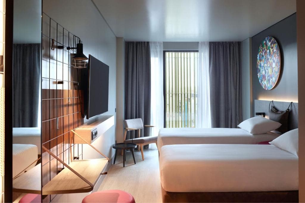 Moxy Athens City - 2