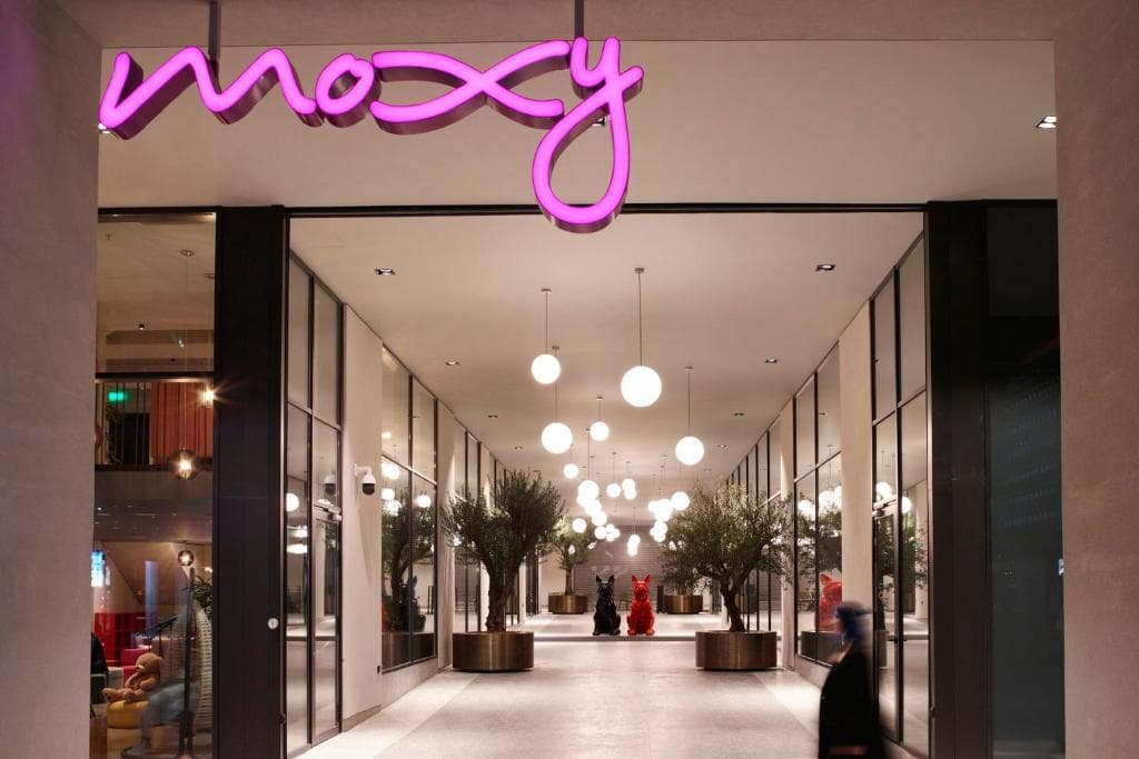 Moxy Athens City - 12