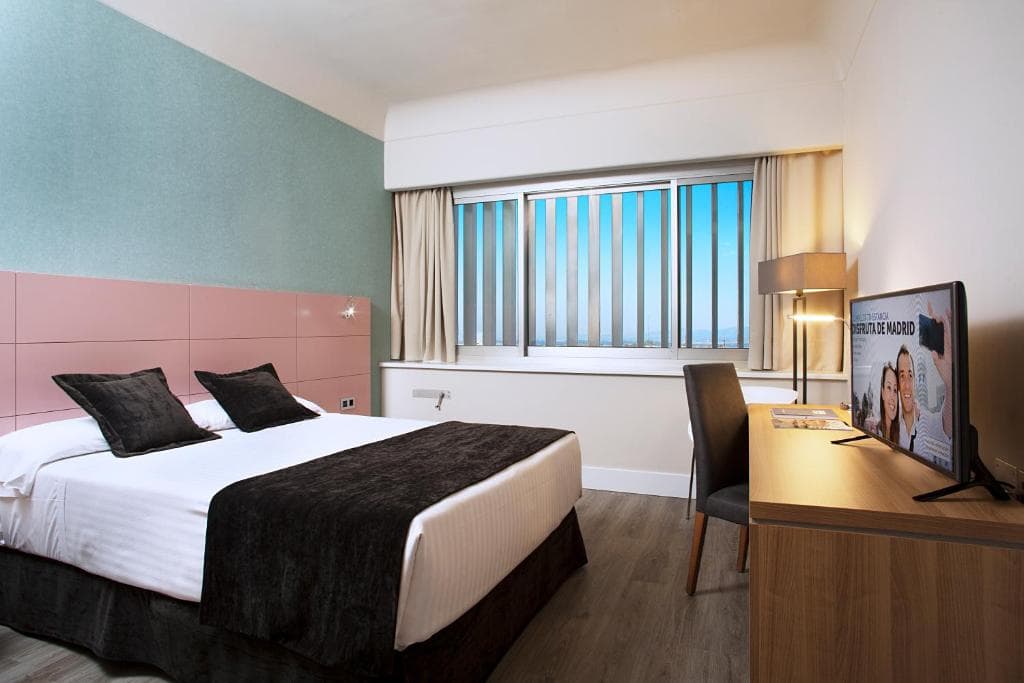 Hotel Chamartin The One - 2