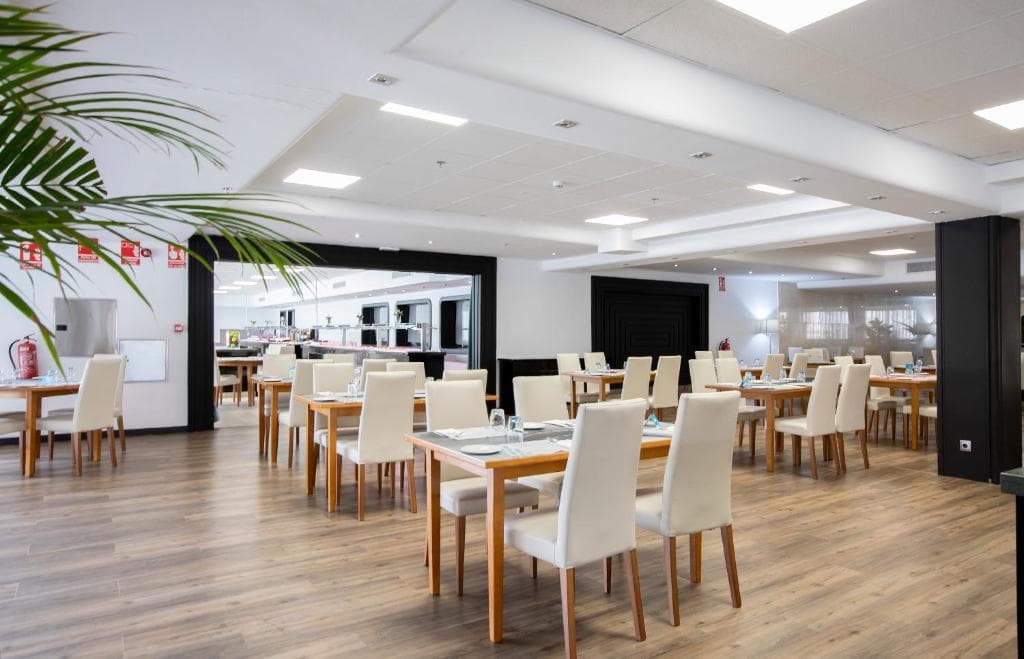 Hotel Chamartin The One - 5