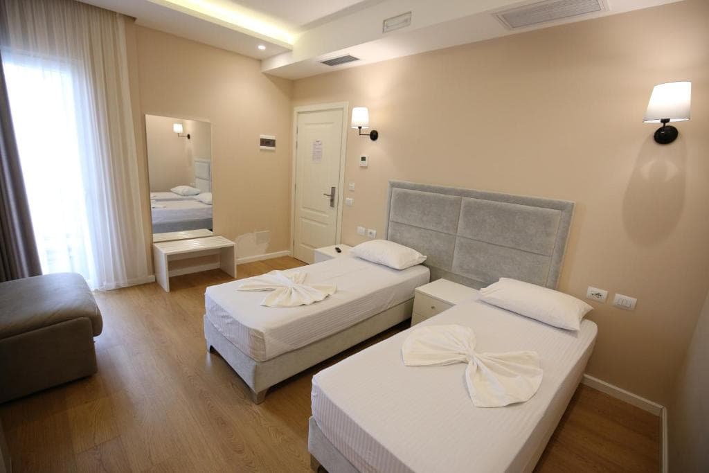 Hotel Edart - 11