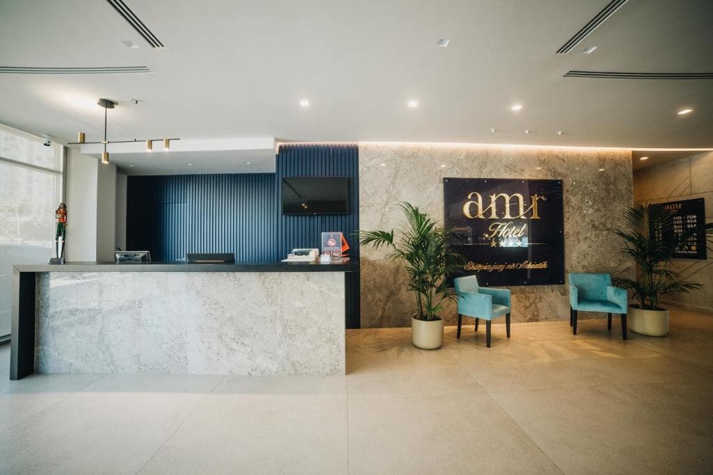 AMR Hotel - 8
