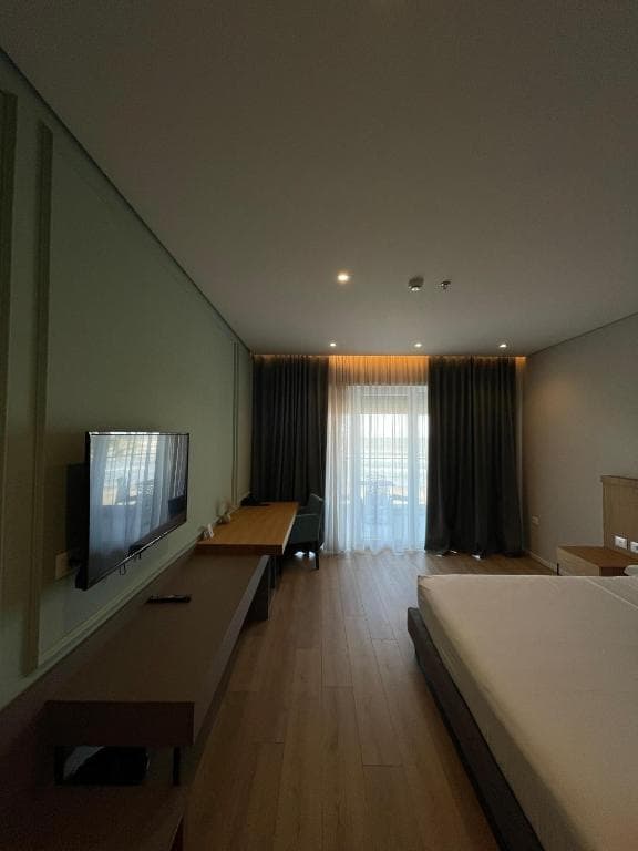 AMR Hotel - 10