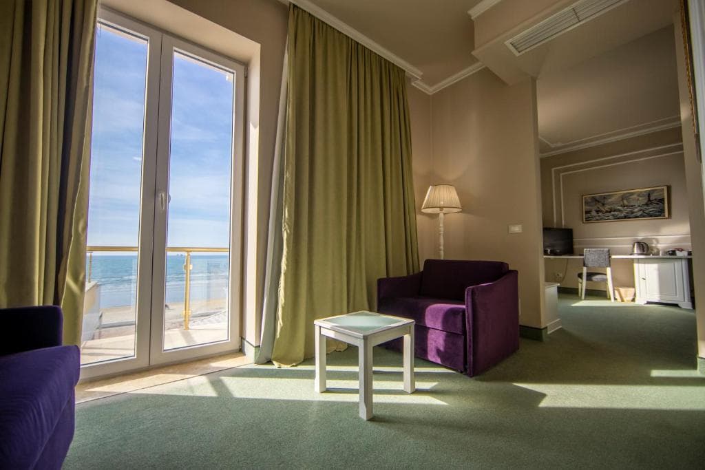 Adriatik Hotel - 3