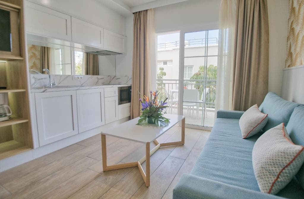 Los Olivos Beach Resort - 24