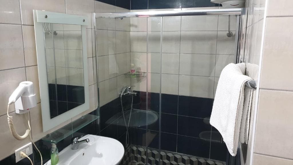 Hotel Haris - 34